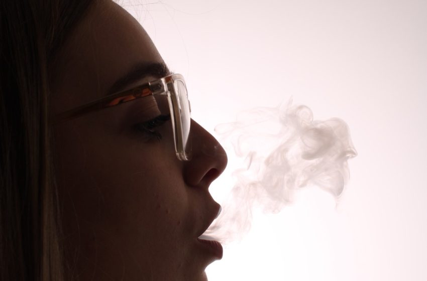 A geração vape e os perigos dos cigarros eletrônicos