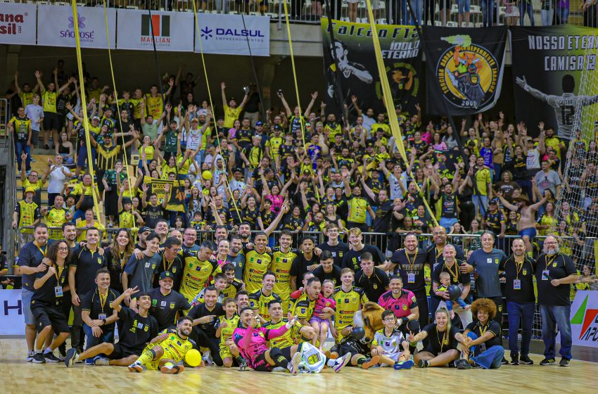 Jaraguá decide no fim, vence o Minas e enfrentará o JEC Krona nas quartas da LNF