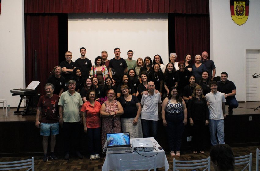  Coral Bom Jesus IELUSC celebra 20 anos com concerto especial